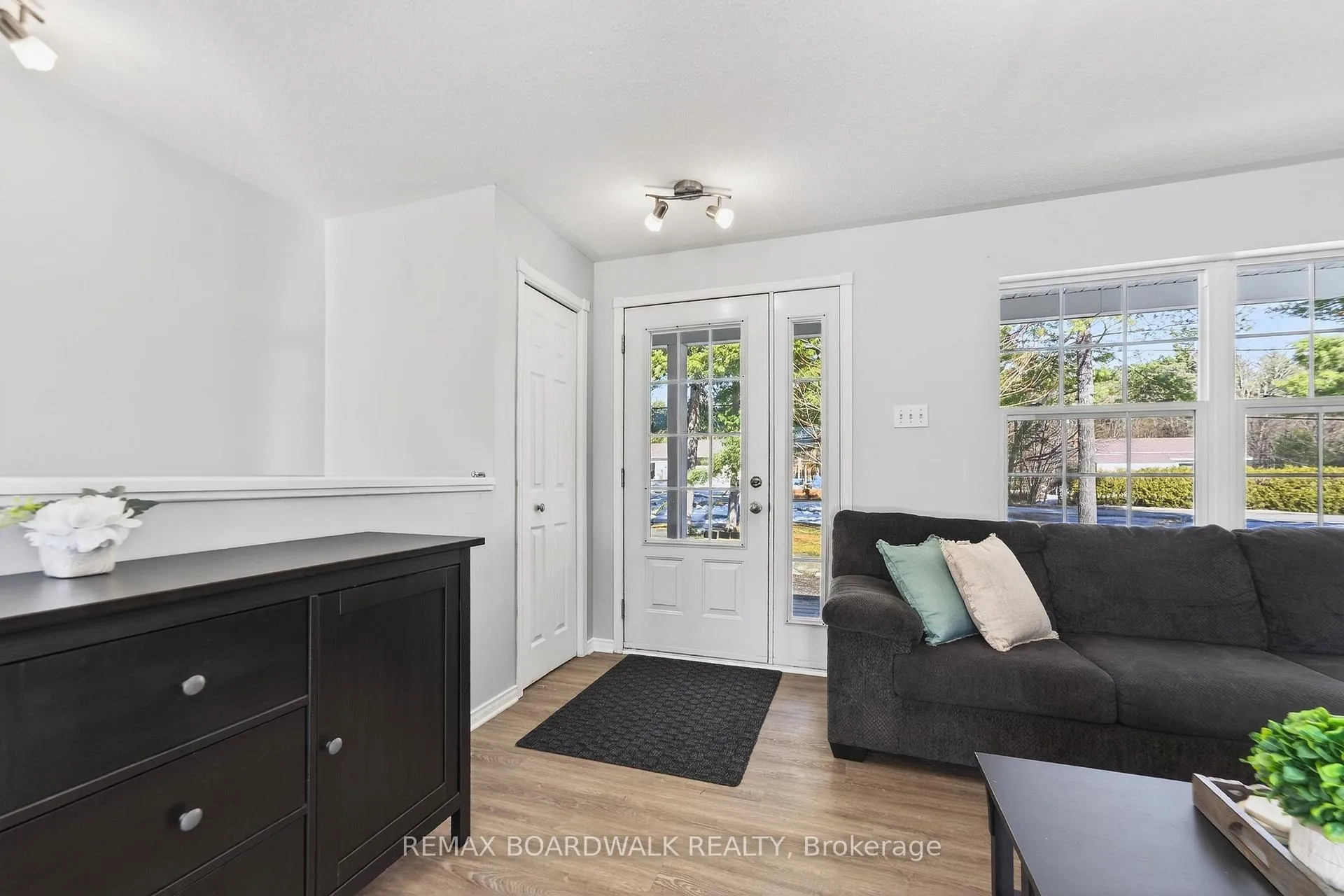 Photo 6 of 551 McLachlan Road, McNab/Braeside, Mcnab/Braeside Twps — HOMEH
