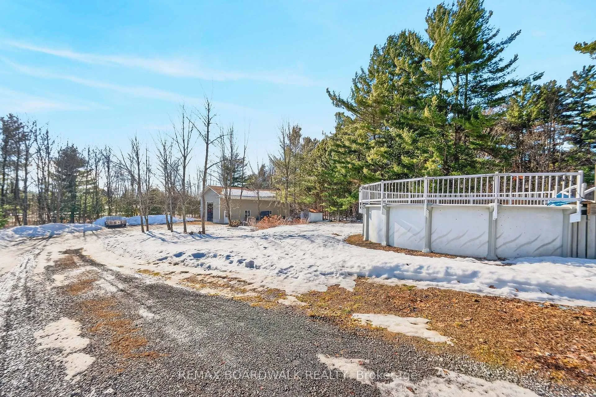 Photo 33 of 551 McLachlan Road, McNab/Braeside, Mcnab/Braeside Twps — HOMEH