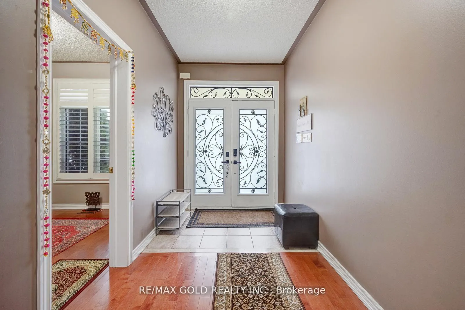 Photo 4 of Unit Main & Upper Level, 44 Summershade Street, Brampton, Bram East — HOMEH