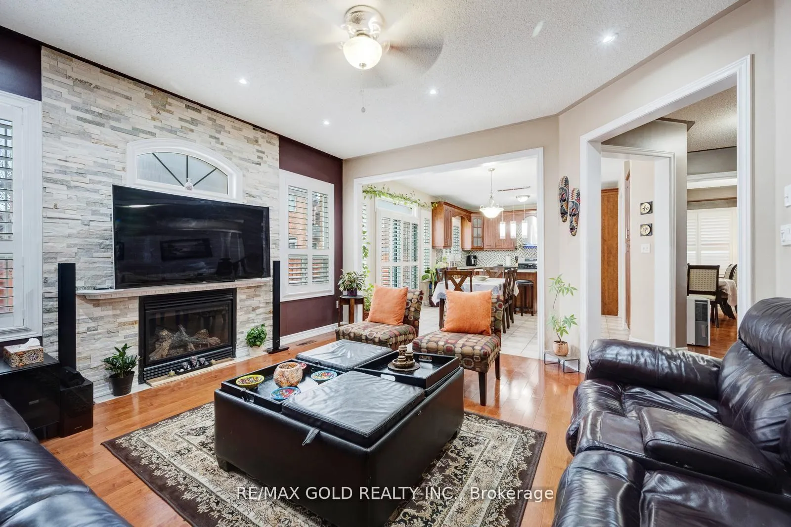 Photo 14 of Unit Main & Upper Level, 44 Summershade Street, Brampton, Bram East — HOMEH