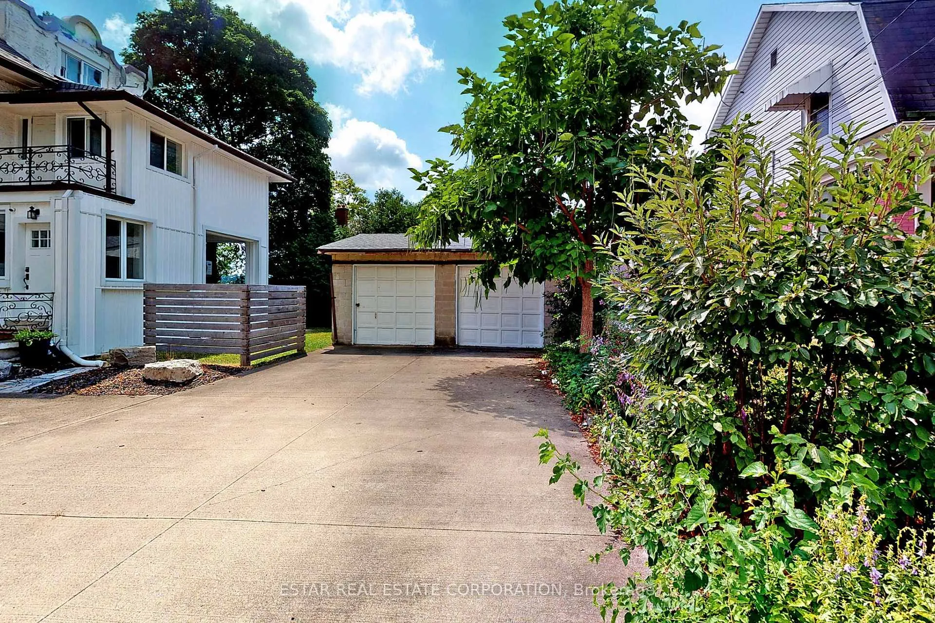 Photo 2 of 5007 River Road, Niagara Falls, Downtown — HOMEH