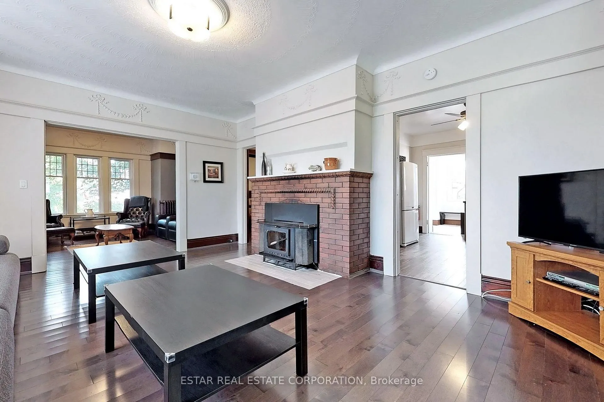 Photo 6 of 5007 River Road, Niagara Falls, Downtown — HOMEH