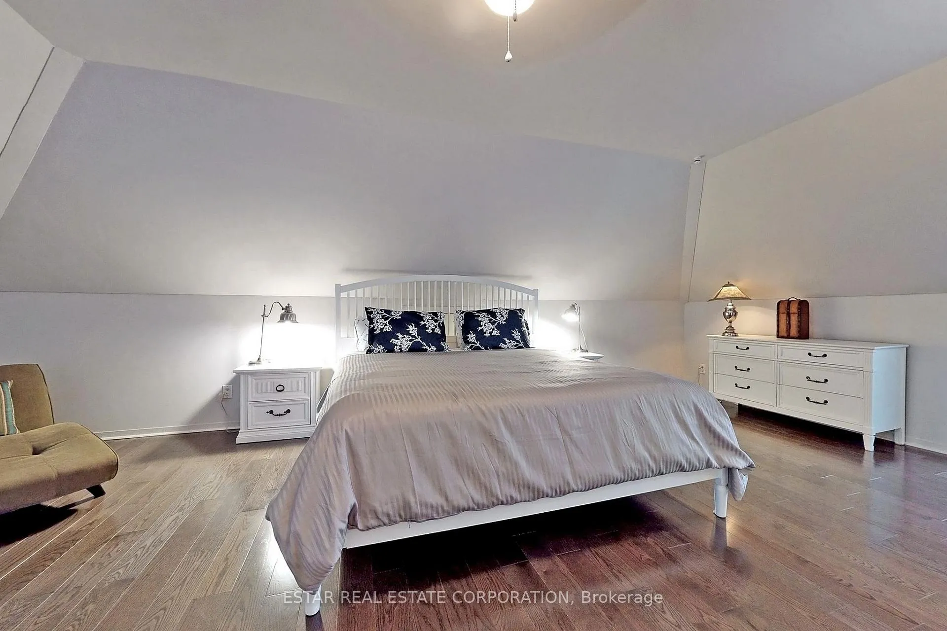Photo 13 of 5007 River Road, Niagara Falls, Downtown — HOMEH