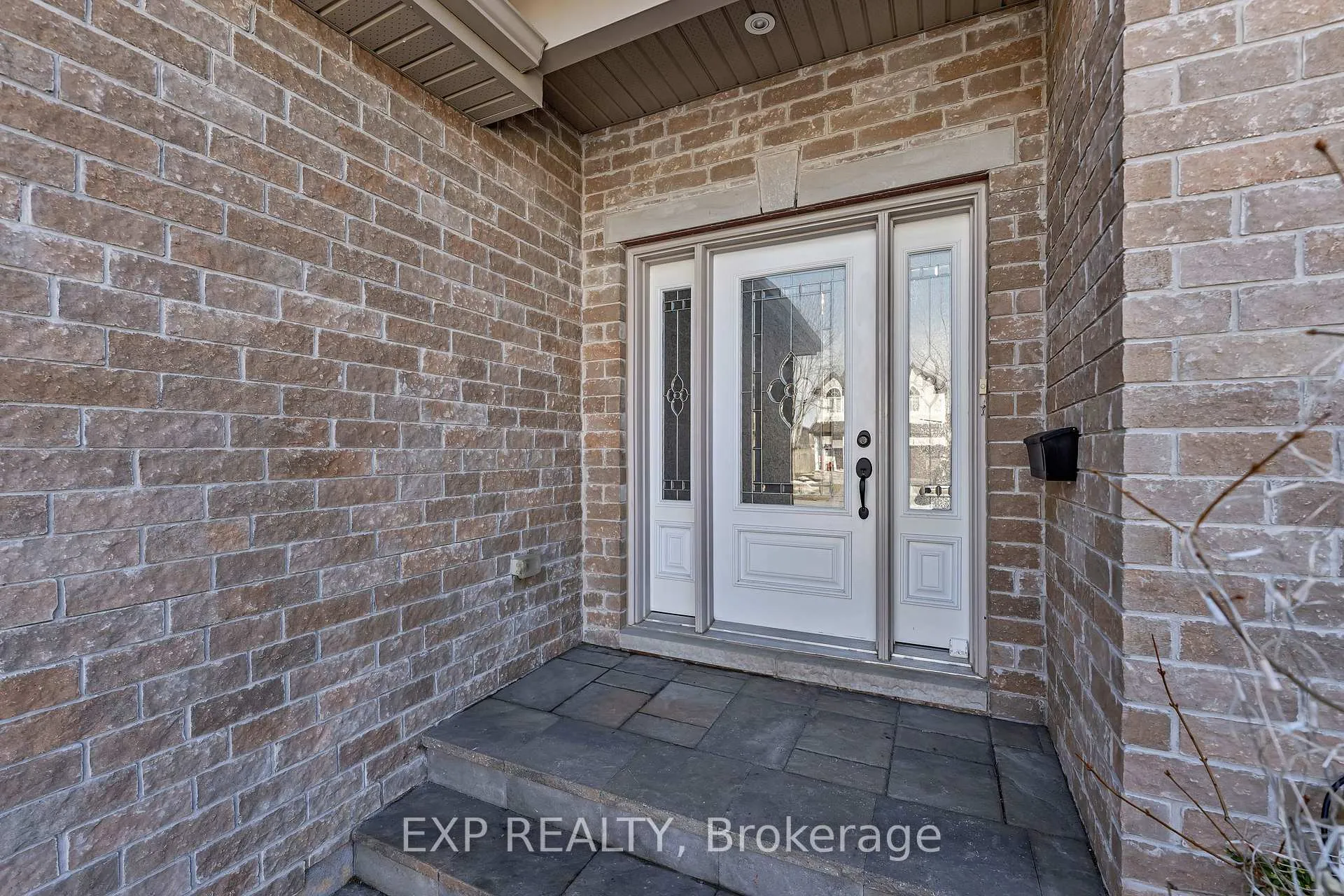 Photo 3 of 419 Landswood Way, Ottawa, Stittsville (South) — HOMEH