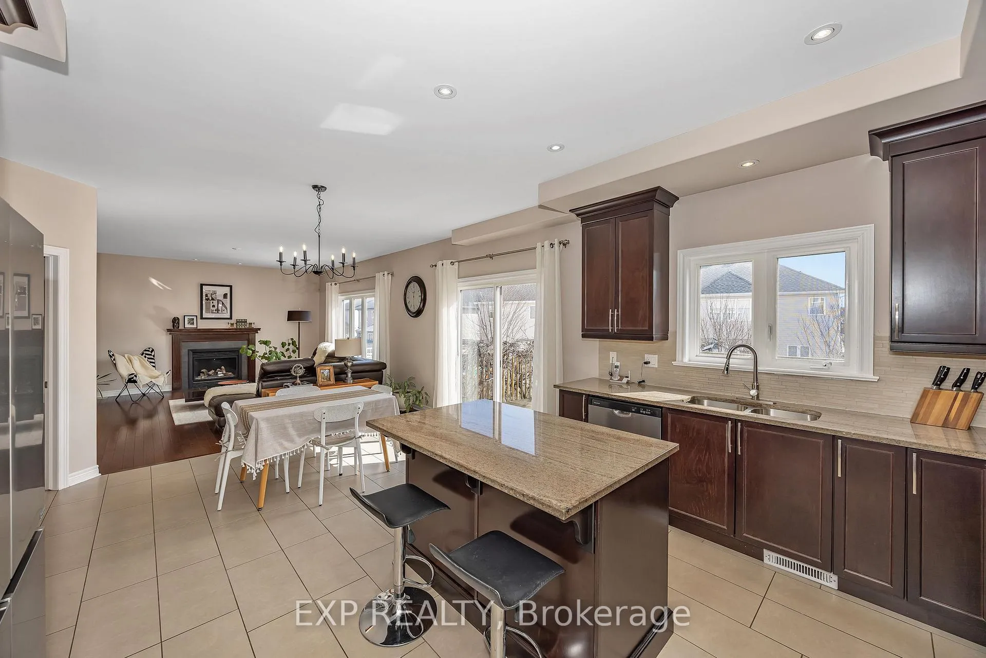Photo 7 of 419 Landswood Way, Ottawa, Stittsville (South) — HOMEH