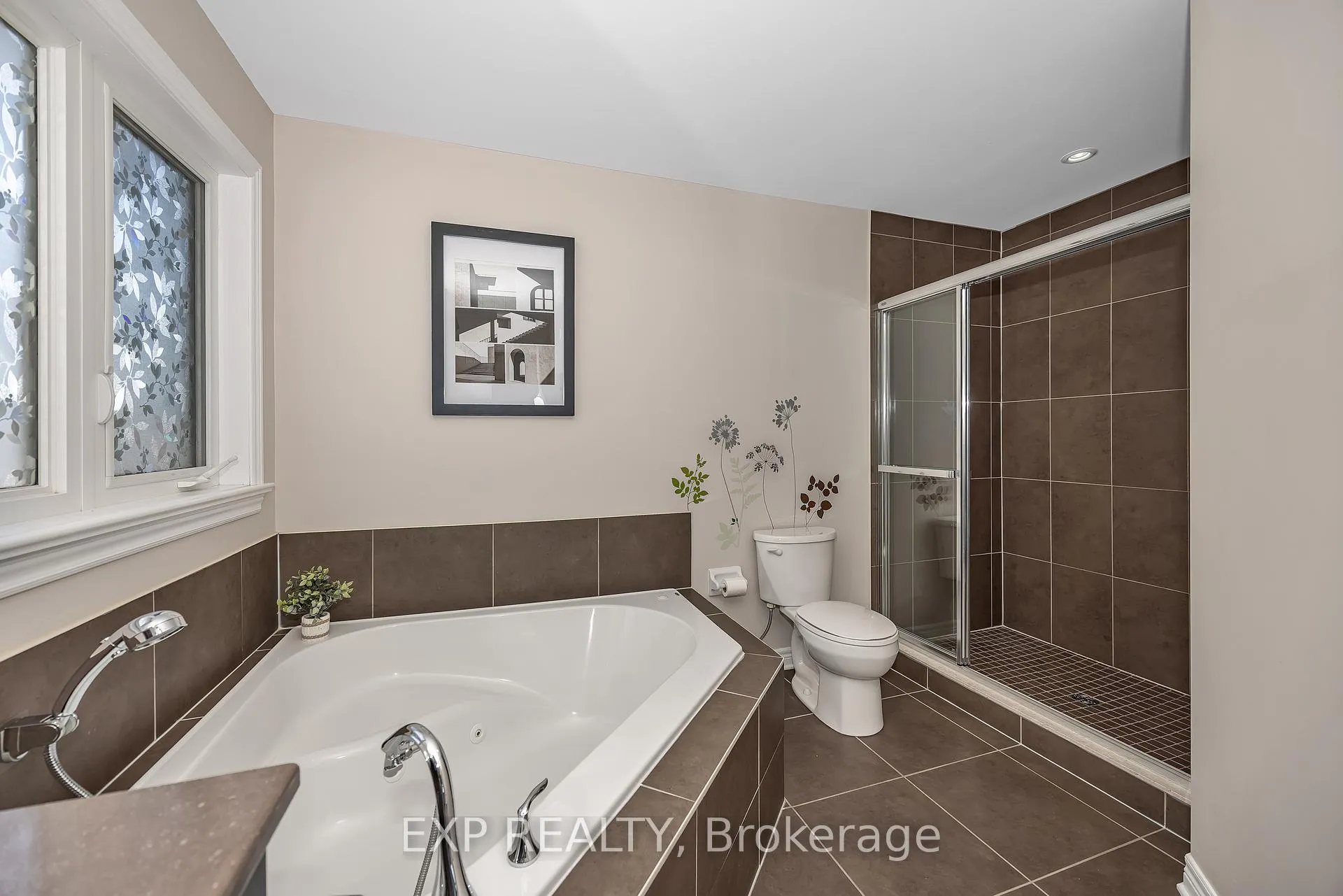 Photo 24 of 419 Landswood Way, Ottawa, Stittsville (South) — HOMEH