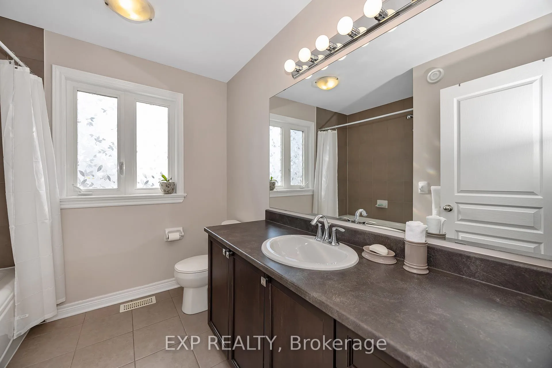 Photo 31 of 419 Landswood Way, Ottawa, Stittsville (South) — HOMEH