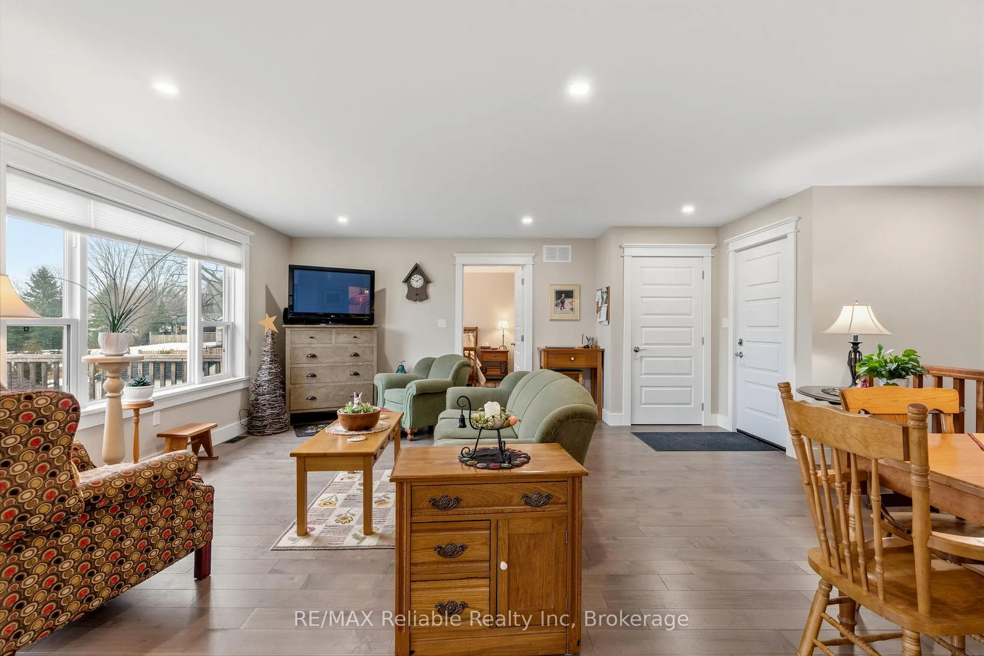 Photo 15 of 144 James Street, Huron East, Seaforth — HOMEH