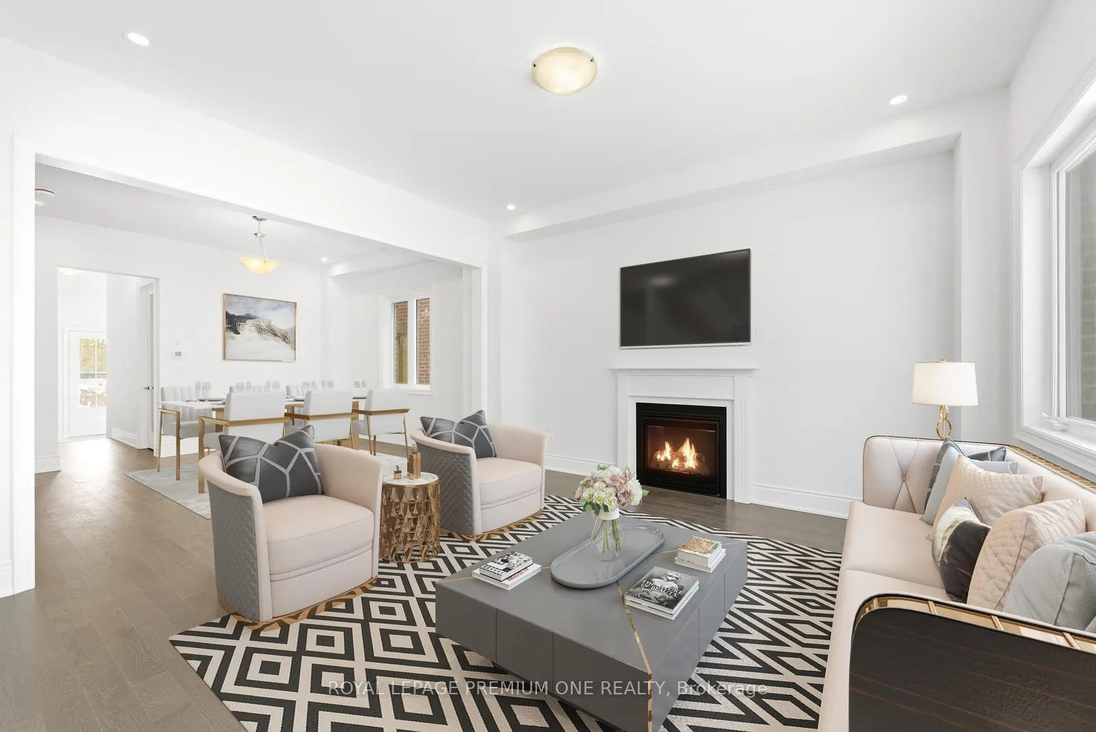 Photo 5 of 8 Raspberry Ridge Avenue, Caledon, Bolton North — HOMEH