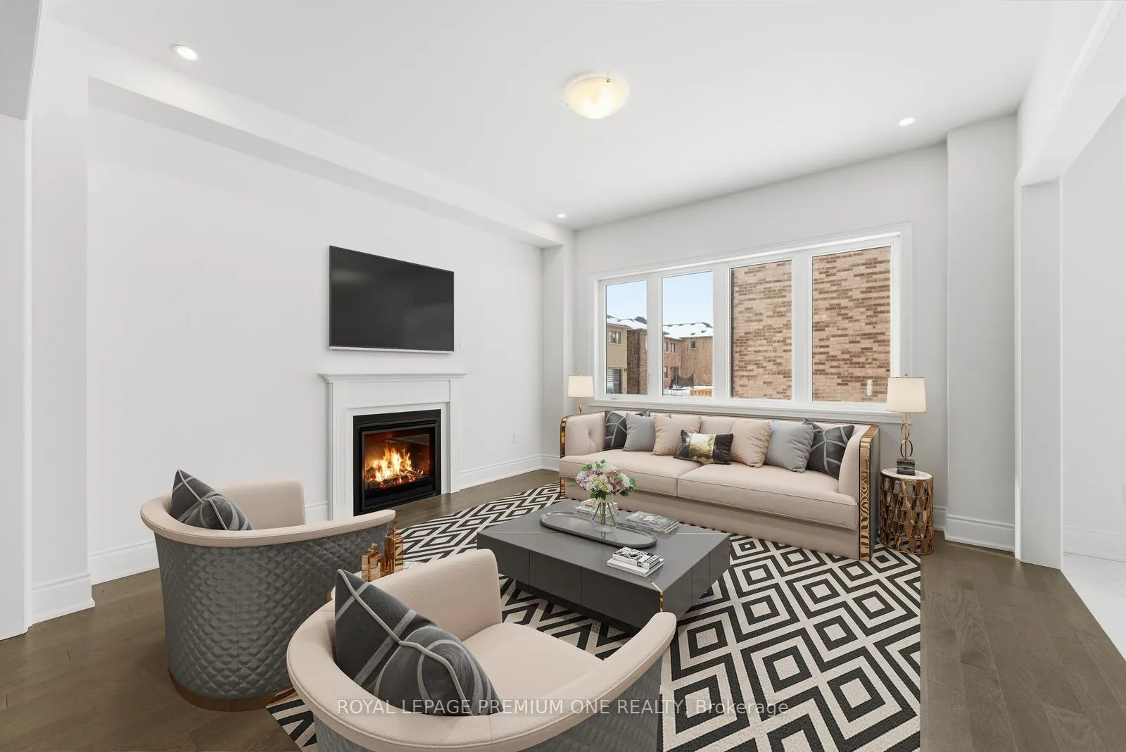 Photo 7 of 8 Raspberry Ridge Avenue, Caledon, Bolton North — HOMEH