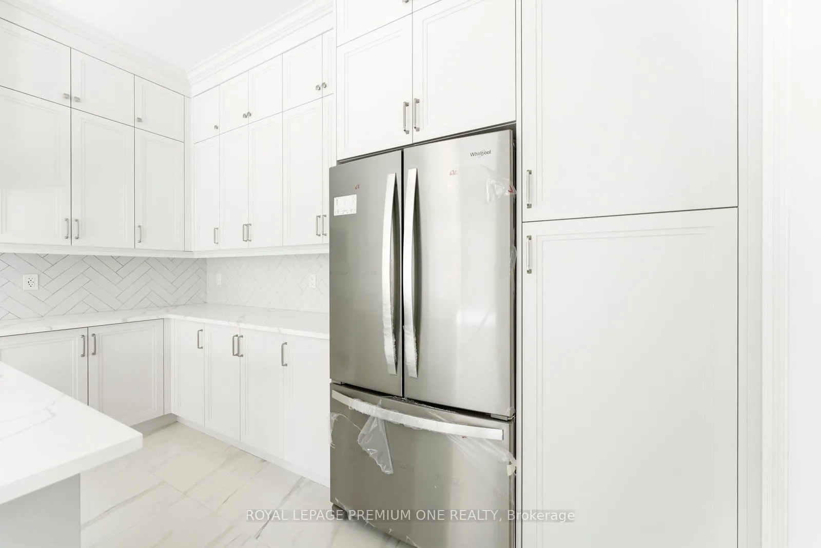 Photo 14 of 8 Raspberry Ridge Avenue, Caledon, Bolton North — HOMEH