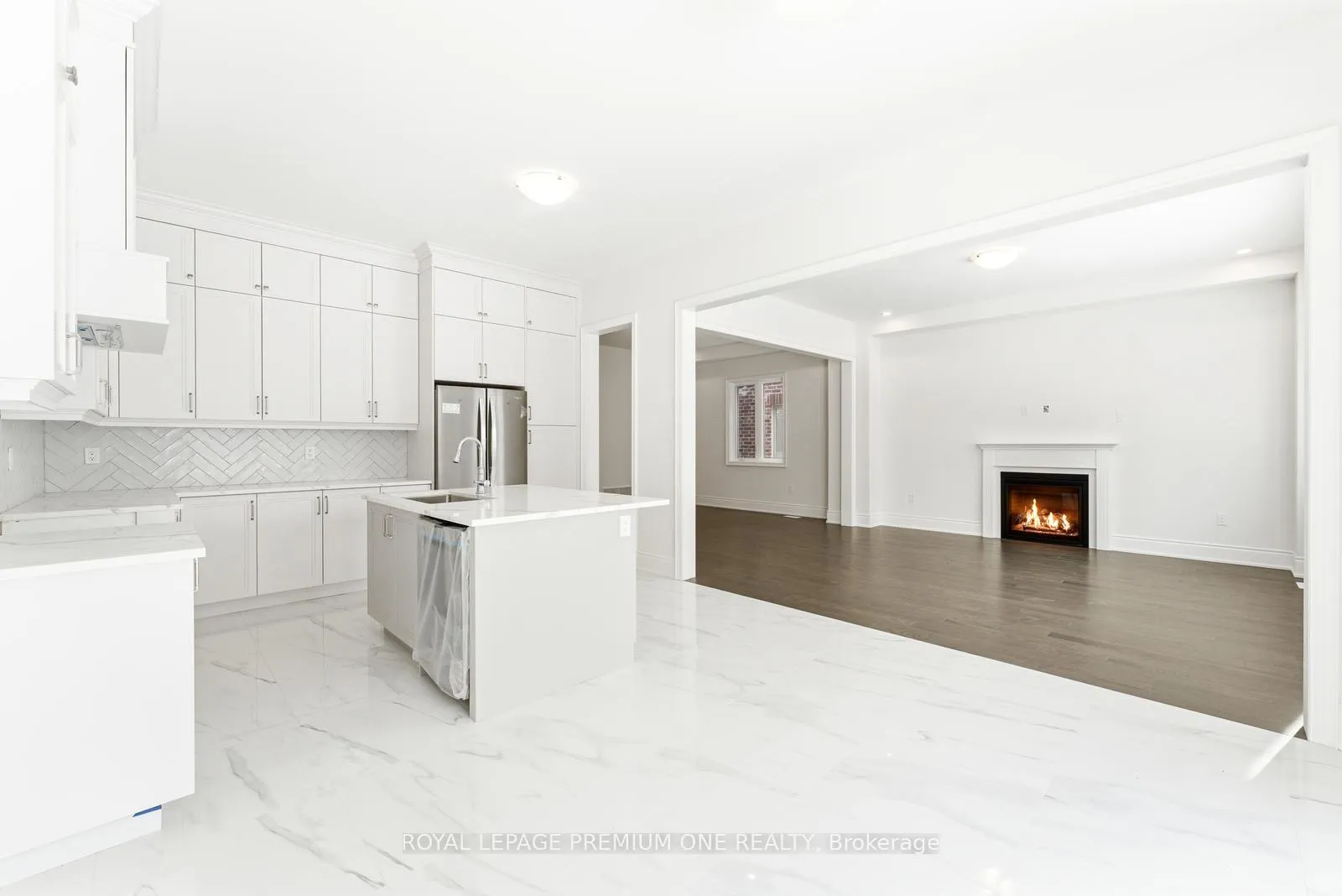 Photo 18 of 8 Raspberry Ridge Avenue, Caledon, Bolton North — HOMEH