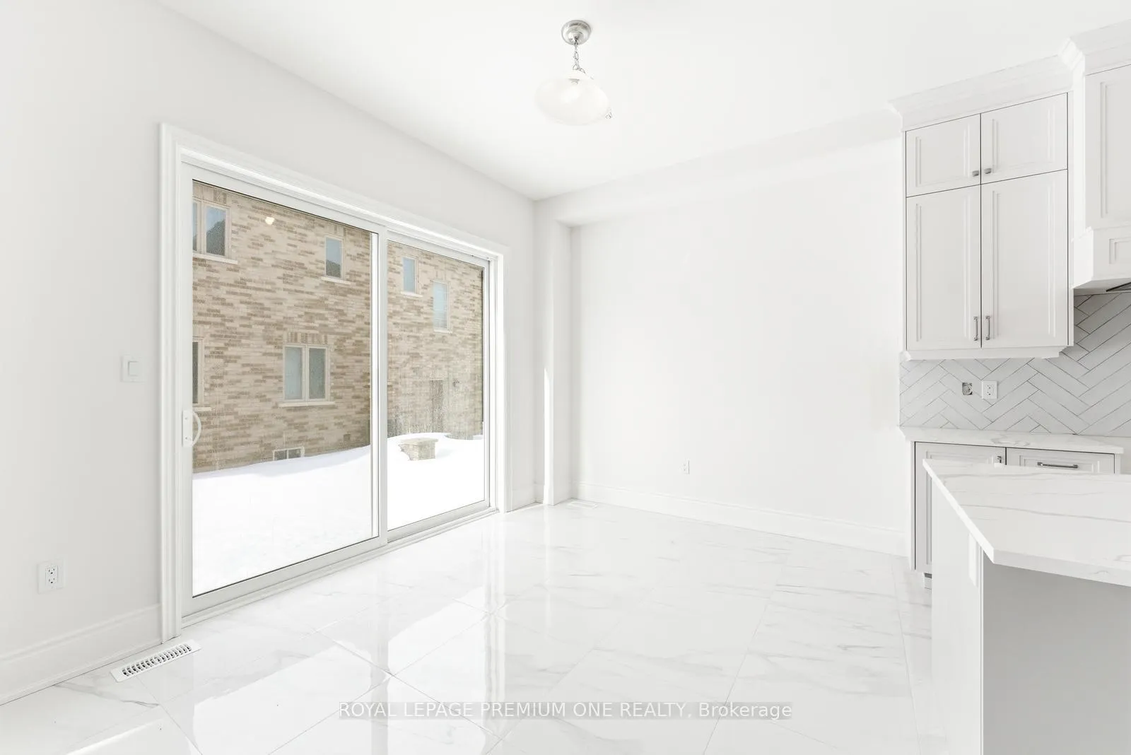 Photo 19 of 8 Raspberry Ridge Avenue, Caledon, Bolton North — HOMEH