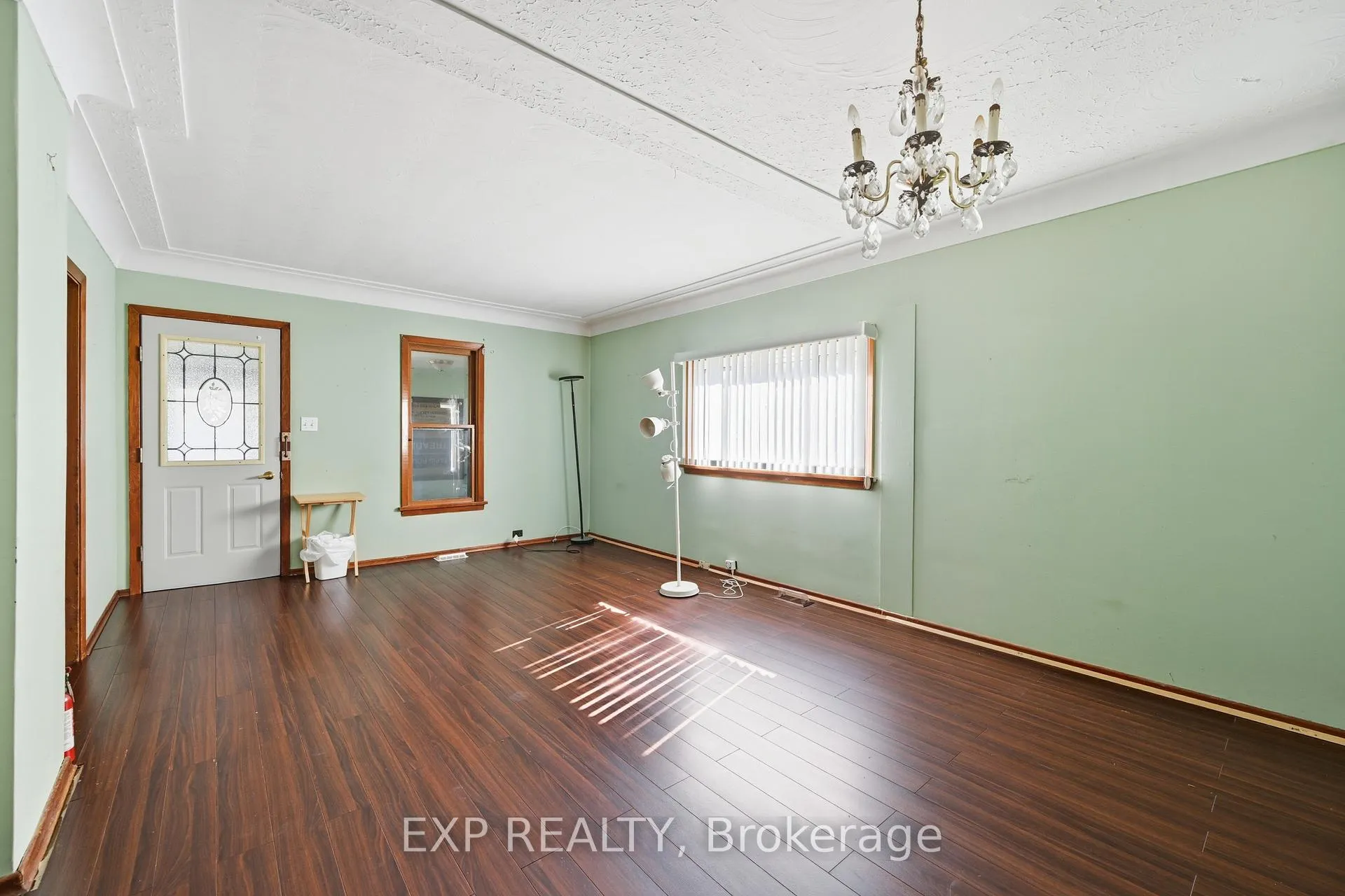 Photo 7 of 4741 First Avenue, Niagara Falls, Cherrywood — HOMEH