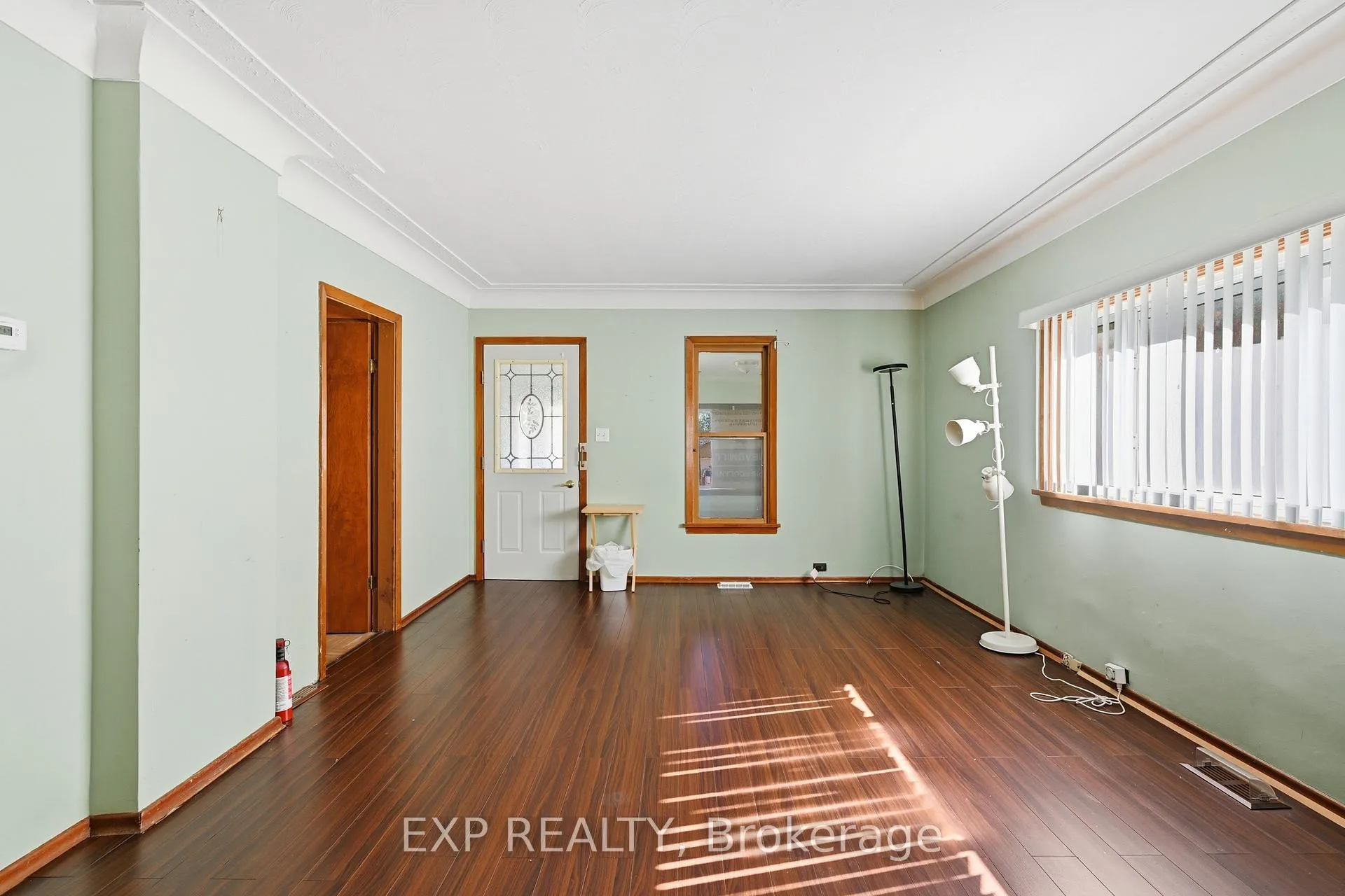 Photo 16 of 4741 First Avenue, Niagara Falls, Cherrywood — HOMEH