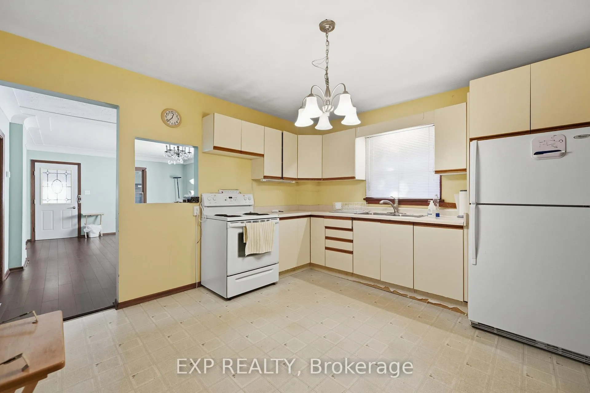Photo 18 of 4741 First Avenue, Niagara Falls, Cherrywood — HOMEH