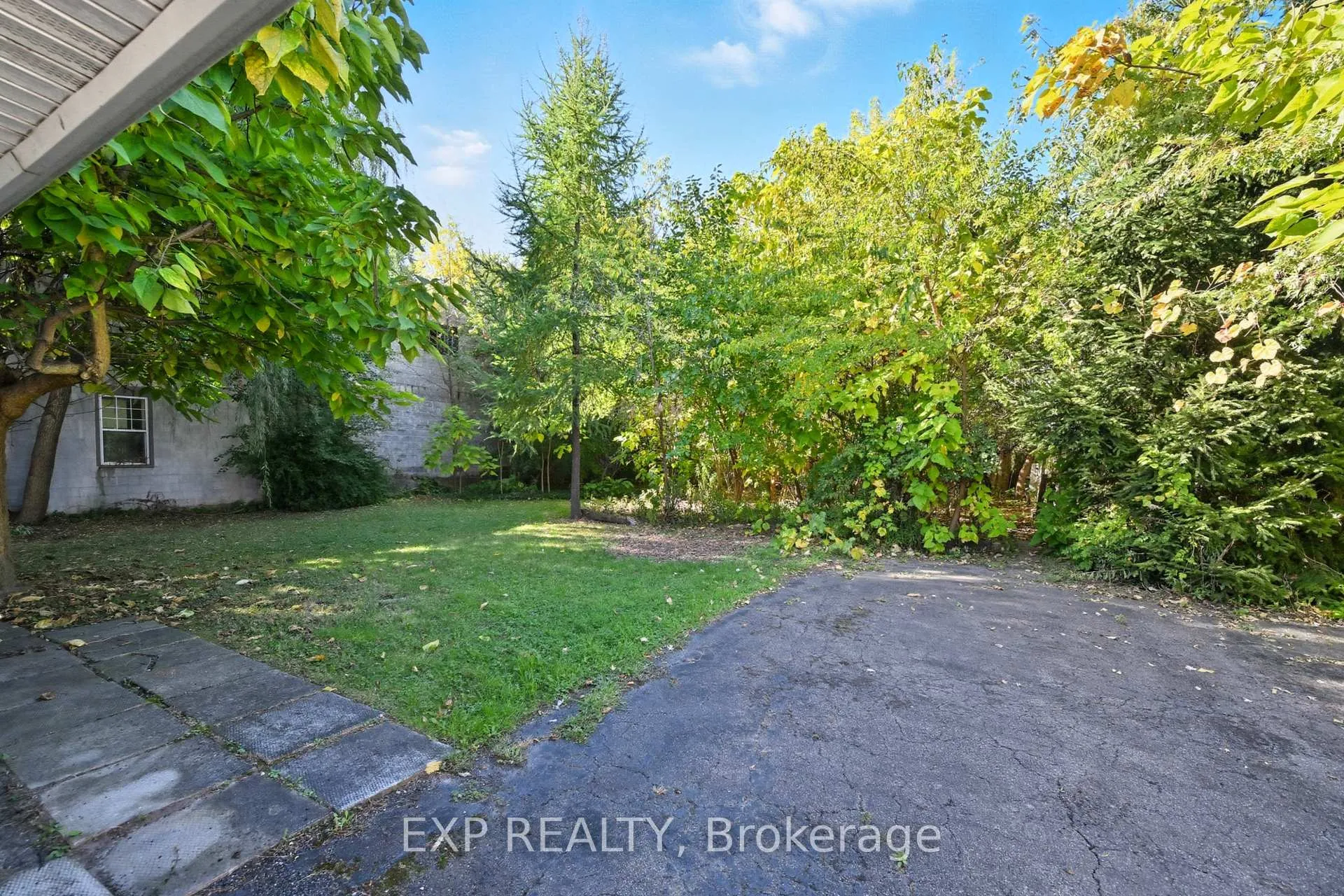 Photo 30 of 4741 First Avenue, Niagara Falls, Cherrywood — HOMEH