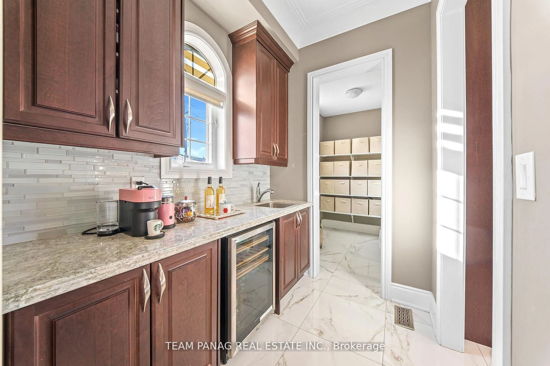 Photo 15 of 26 Adonis Close, Brampton, Toronto Gore Rural Estate — HOMEH