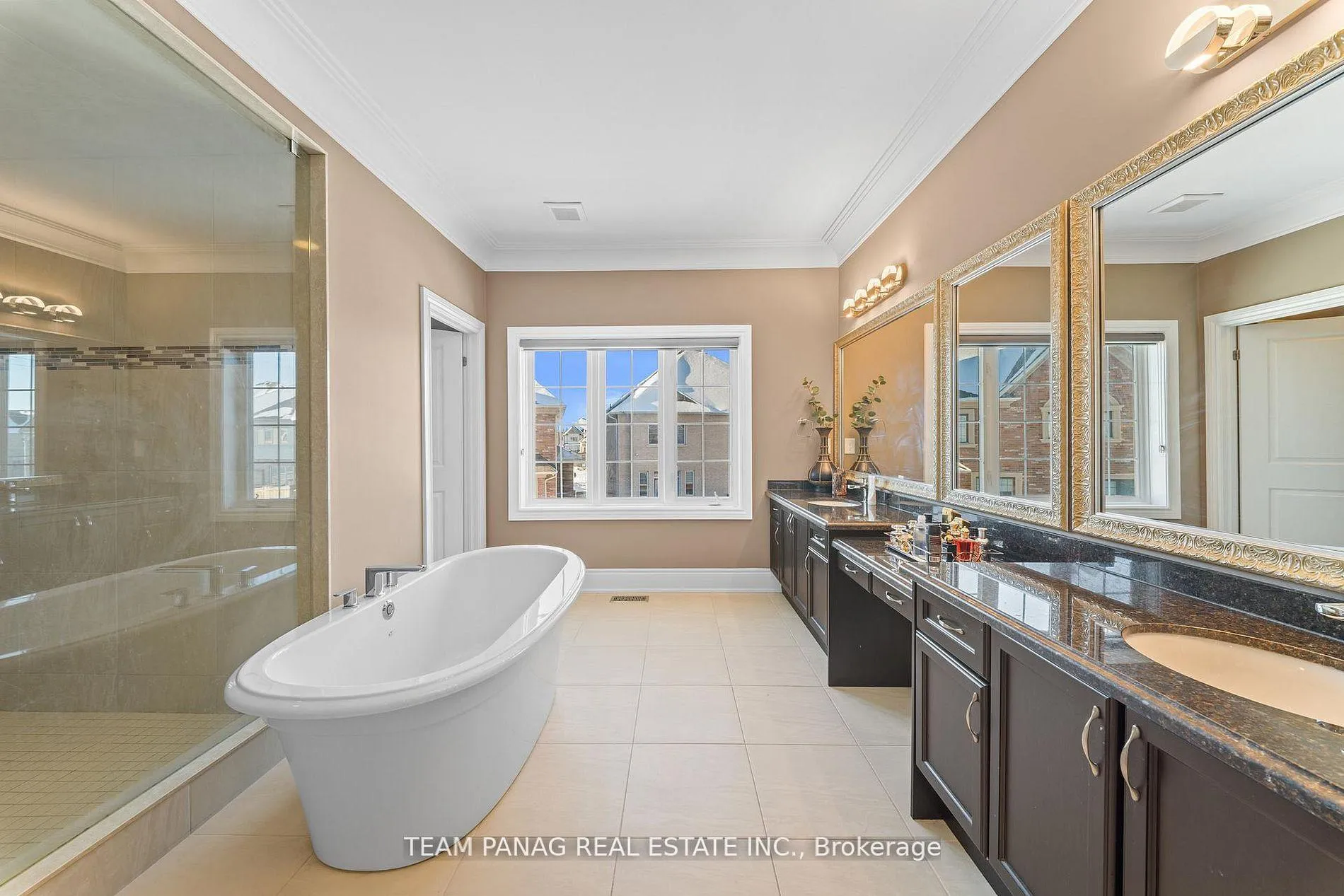 Photo 26 of 26 Adonis Close, Brampton, Toronto Gore Rural Estate — HOMEH