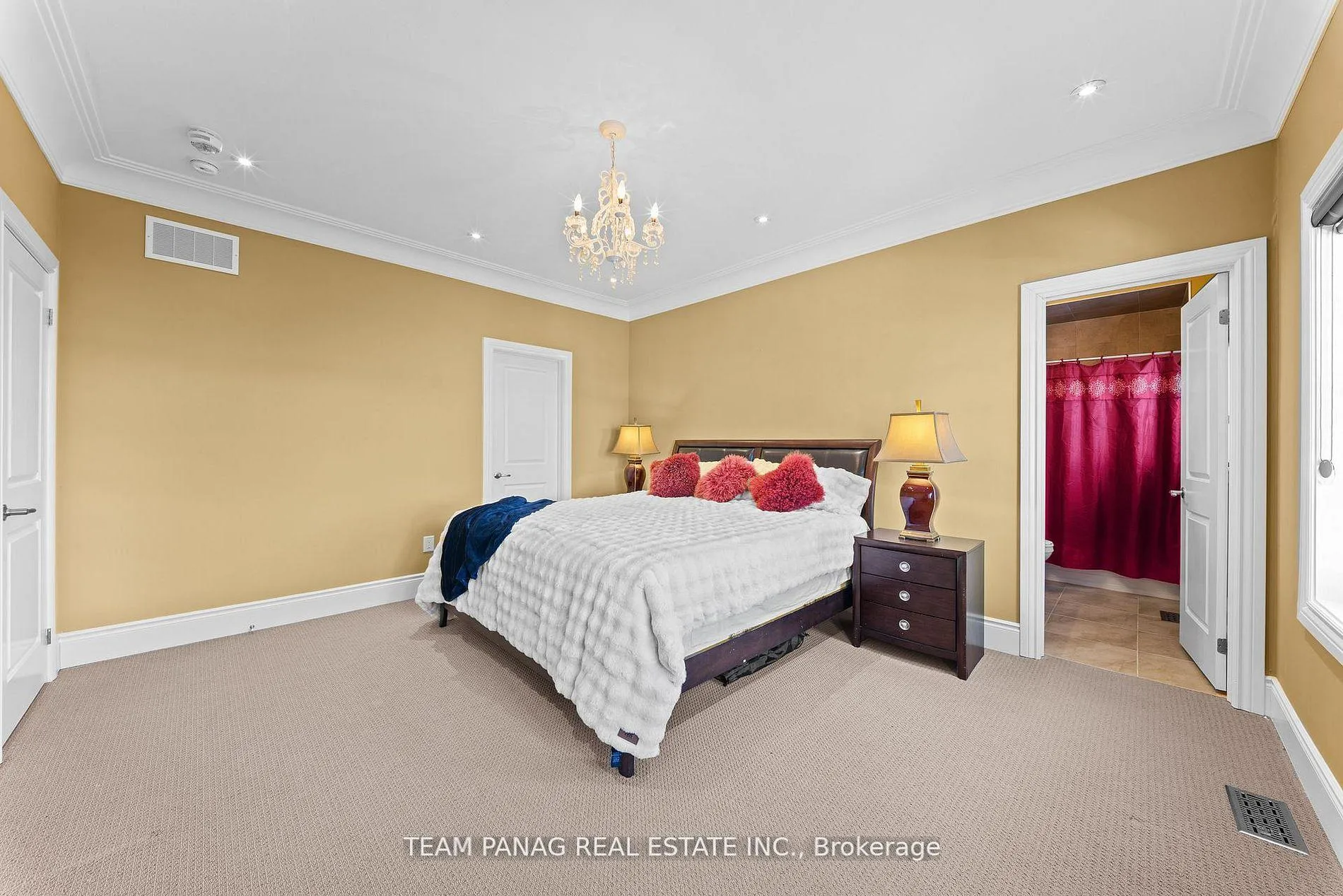 Photo 35 of 26 Adonis Close, Brampton, Toronto Gore Rural Estate — HOMEH