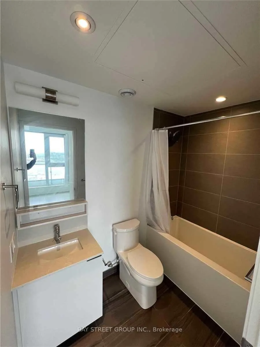Photo 12 of Unit 3106, 5 Buttermill Avenue, Vaughan, Concord — HOMEH