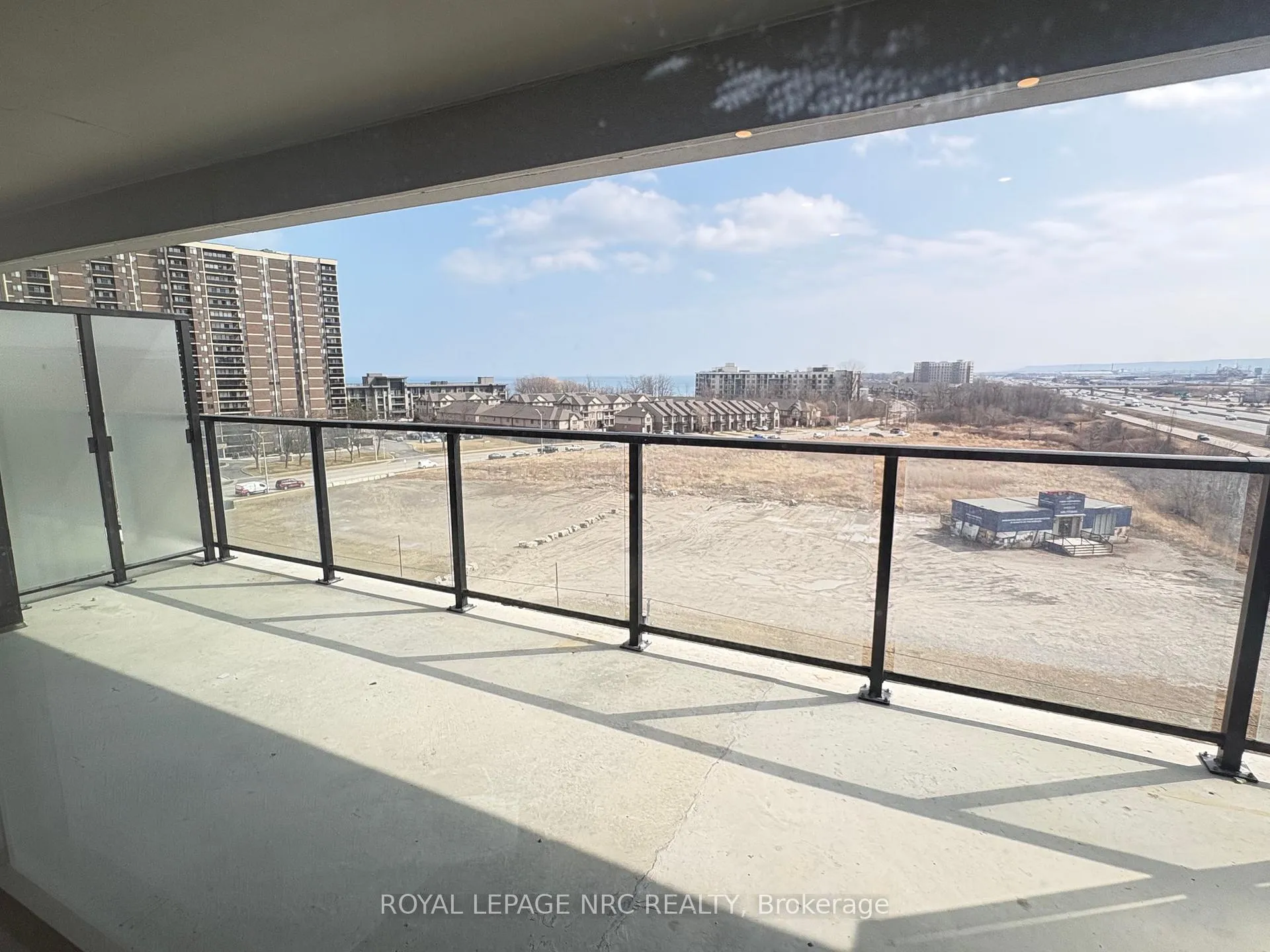 Photo 12 of Unit 713, 461 Green Road, Hamilton, Lakeshore — HOMEH