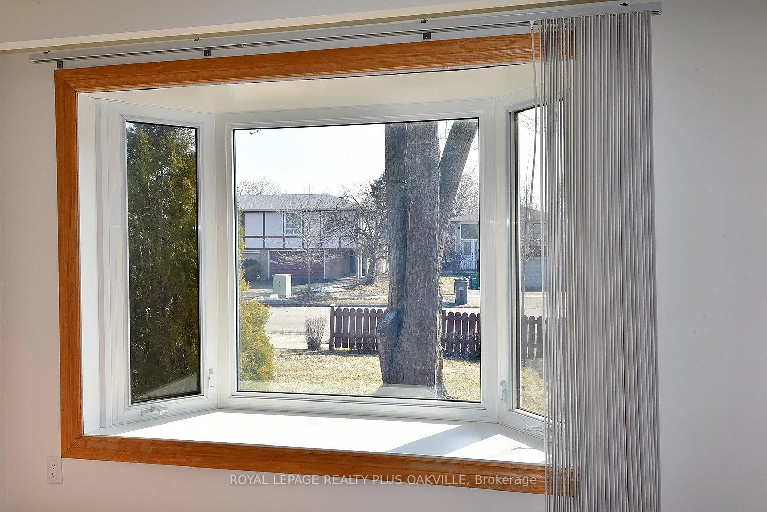 Photo 8 of 56 Greenbriar Road, Brampton, Northgate — HOMEH