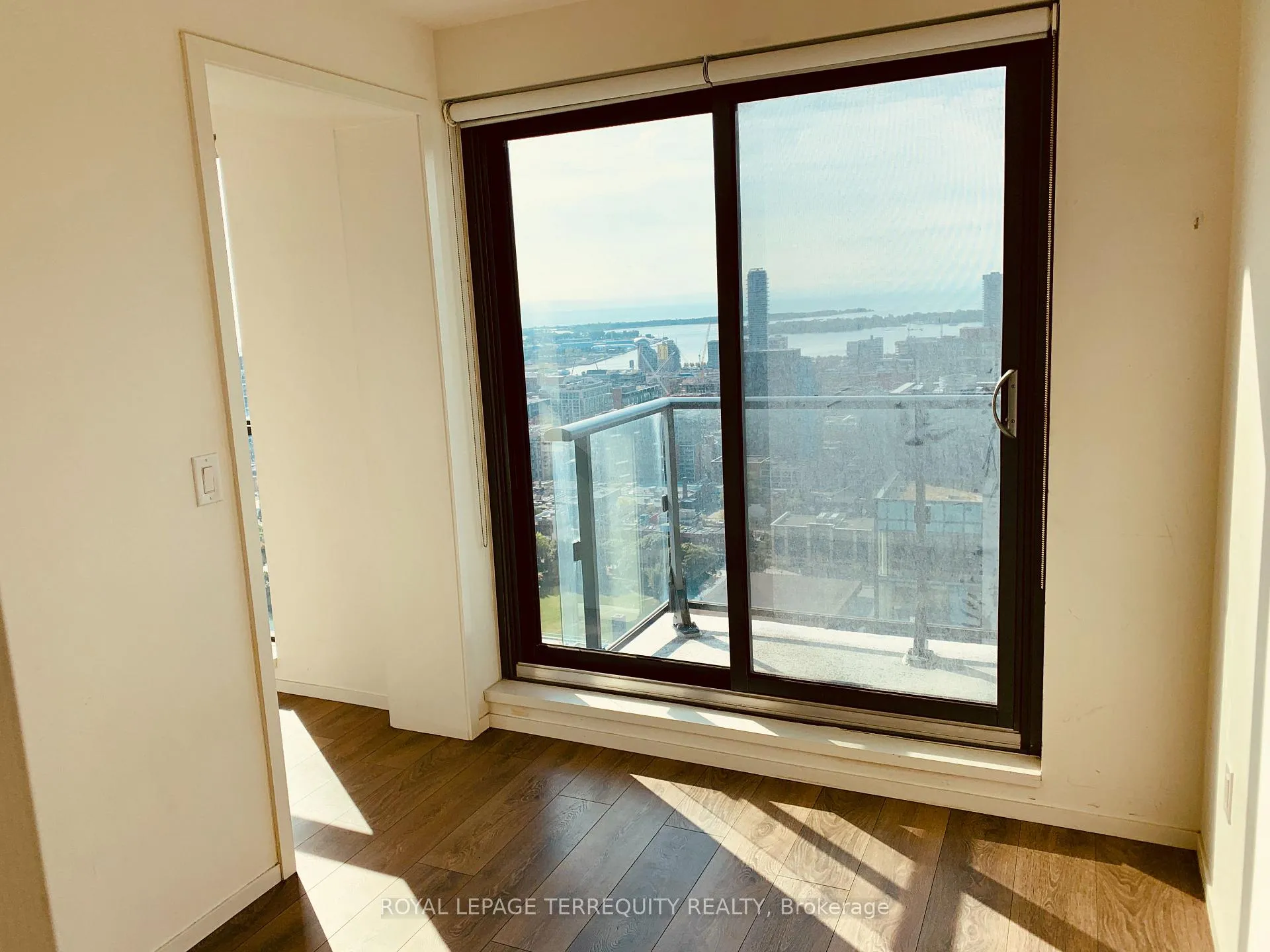 Photo 6 of Unit 3405, 159 Dundas Street E, Toronto, Church-Yonge Corridor — HOMEH