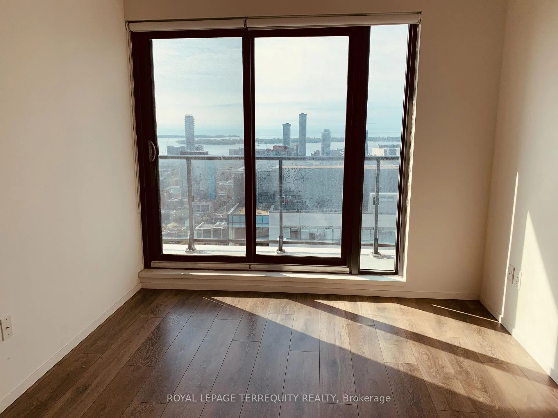 Photo 7 of Unit 3405, 159 Dundas Street E, Toronto, Church-Yonge Corridor — HOMEH