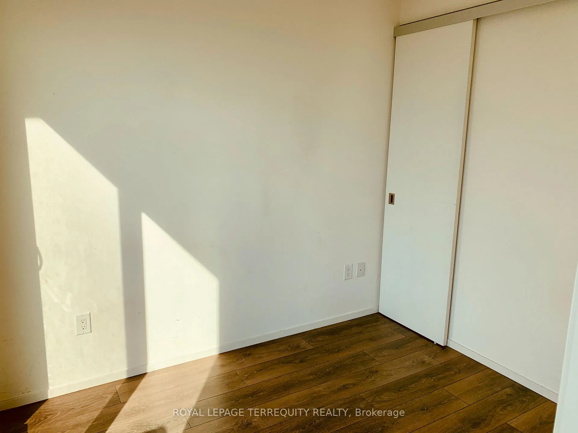 Photo 8 of Unit 3405, 159 Dundas Street E, Toronto, Church-Yonge Corridor — HOMEH