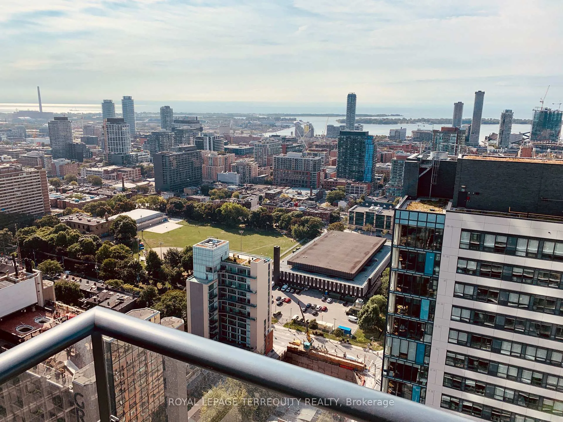 Photo 11 of Unit 3405, 159 Dundas Street E, Toronto, Church-Yonge Corridor — HOMEH