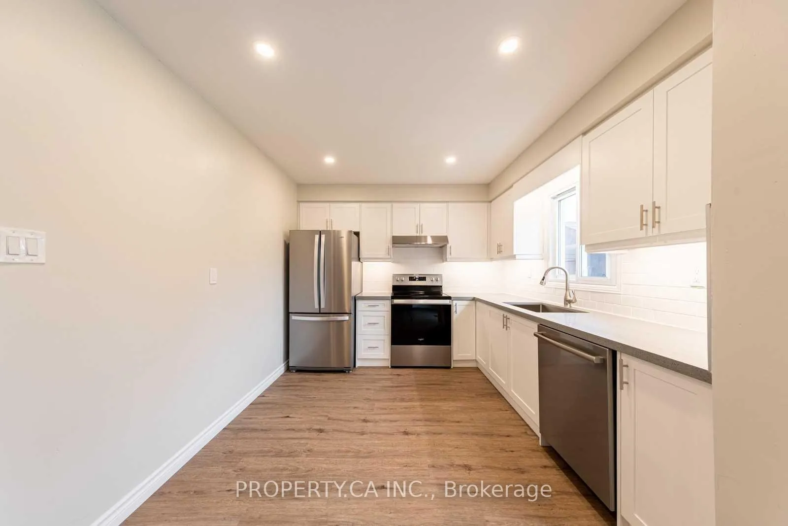 Photo 12 of 37 Bendamere Crescent, Markham, Raymerville — HOMEH