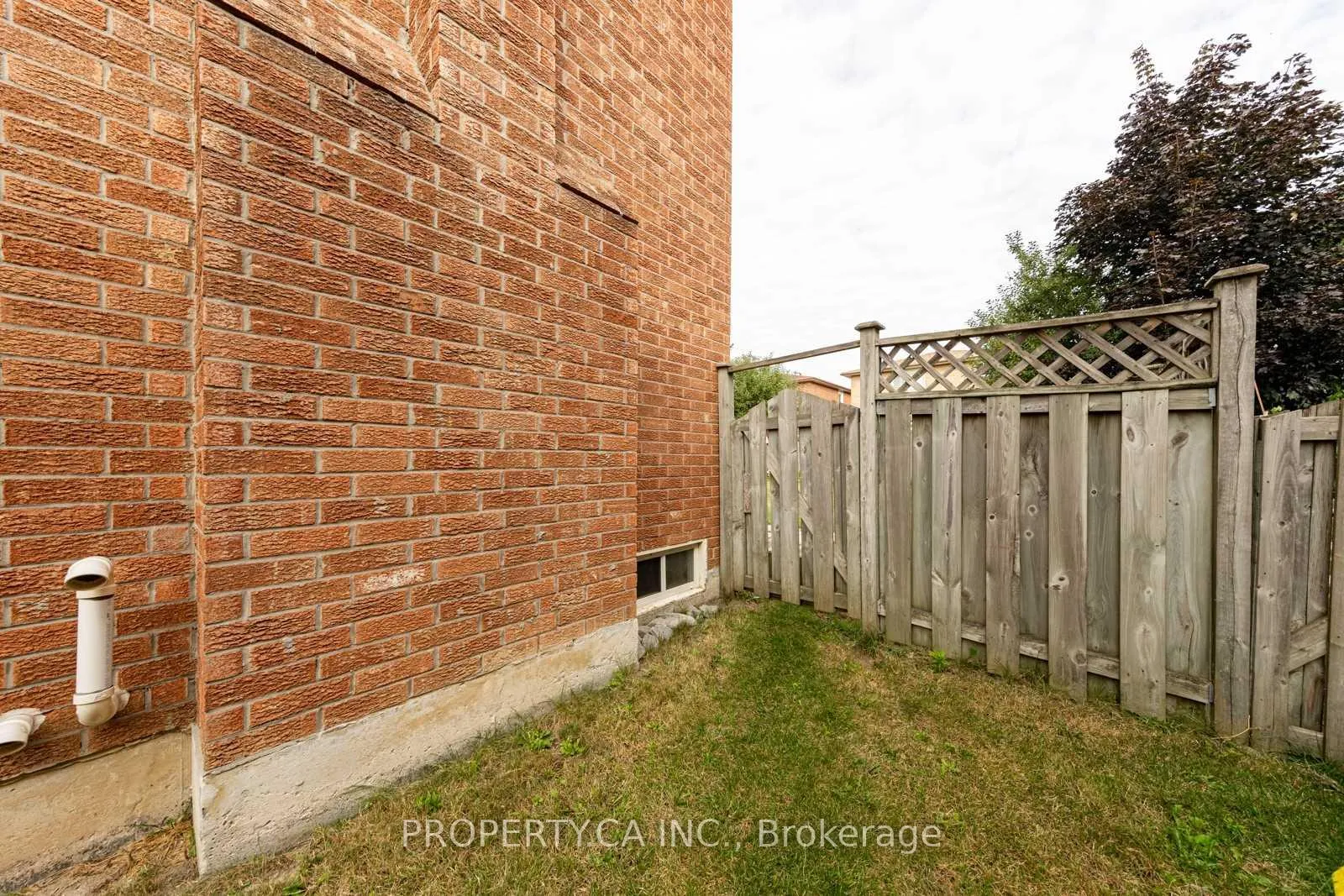 Photo 32 of 37 Bendamere Crescent, Markham, Raymerville — HOMEH