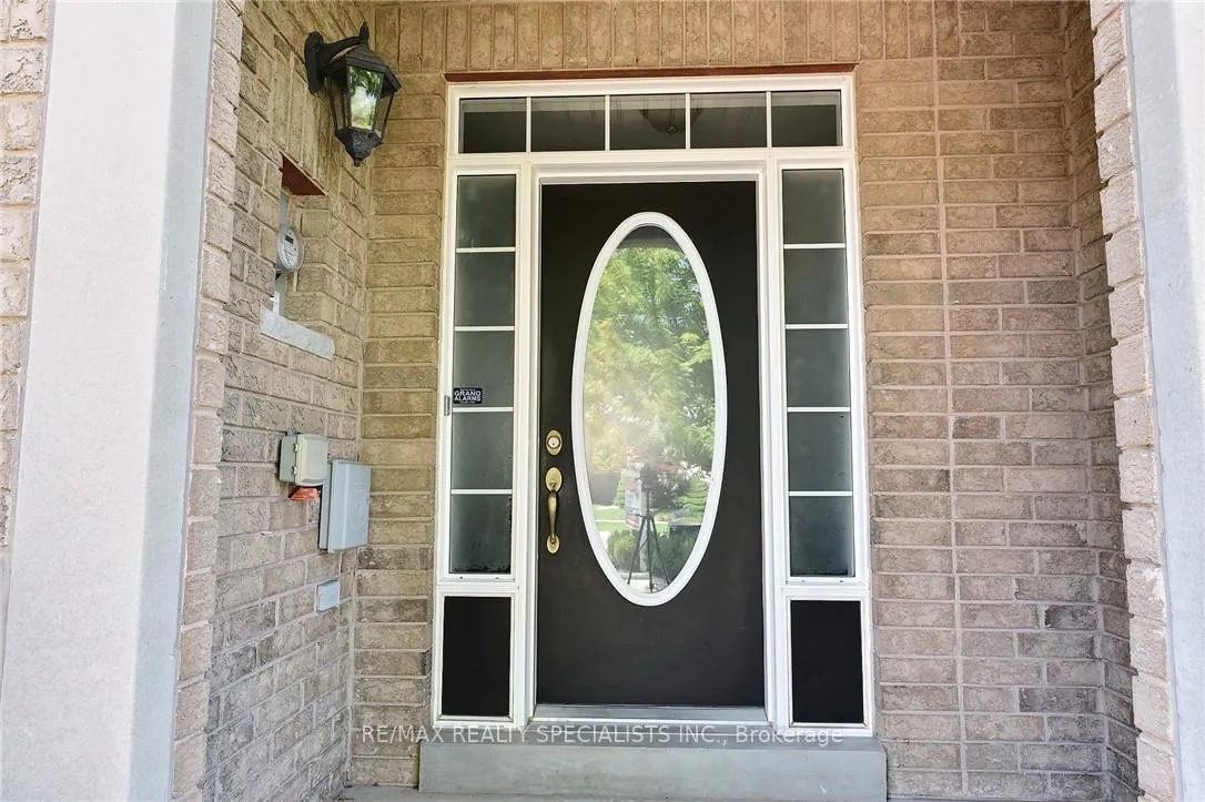 Photo 3 of 310 Duskywing Way, Oakville, Bronte — HOMEH