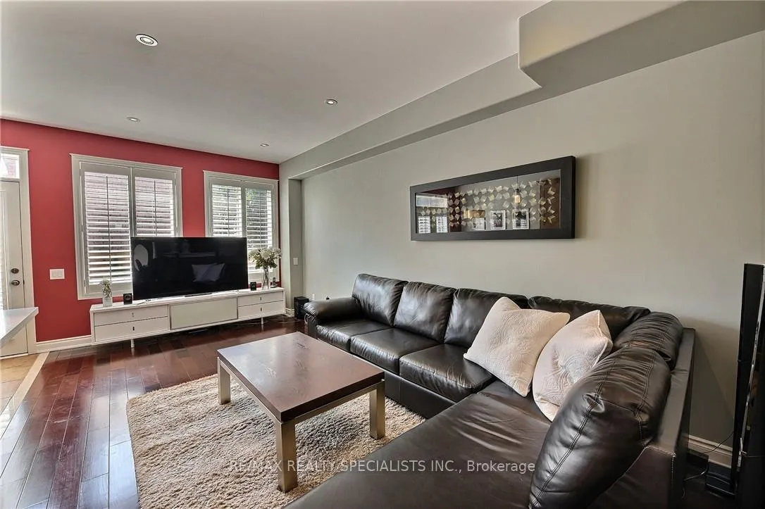 Photo 8 of 310 Duskywing Way, Oakville, Bronte — HOMEH