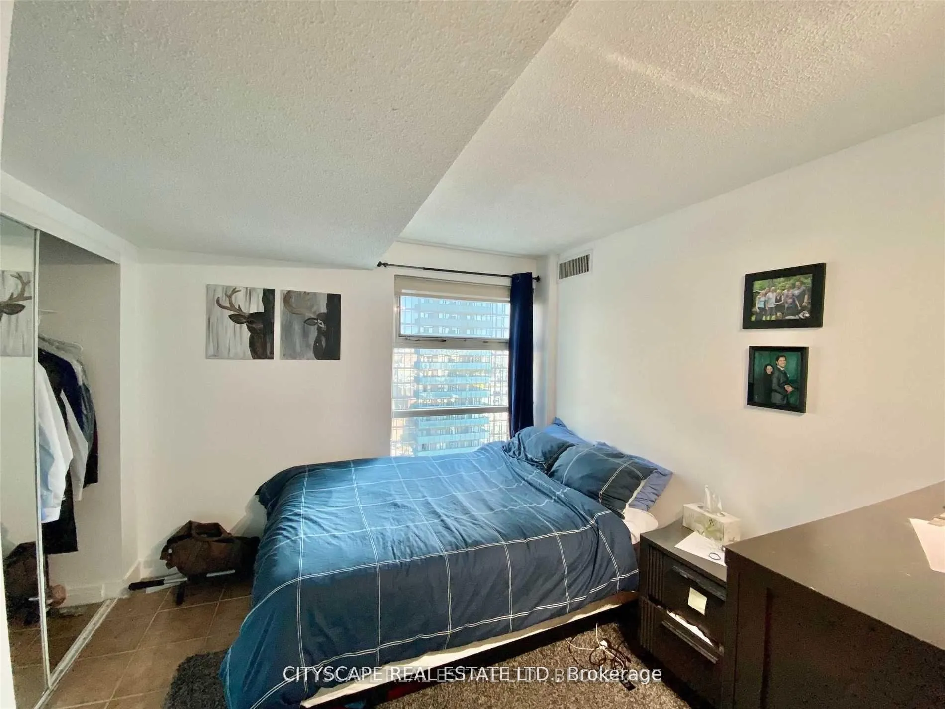 Photo 7 of Unit 2005, 50 Lombard Street, Toronto, Church-Yonge Corridor — HOMEH