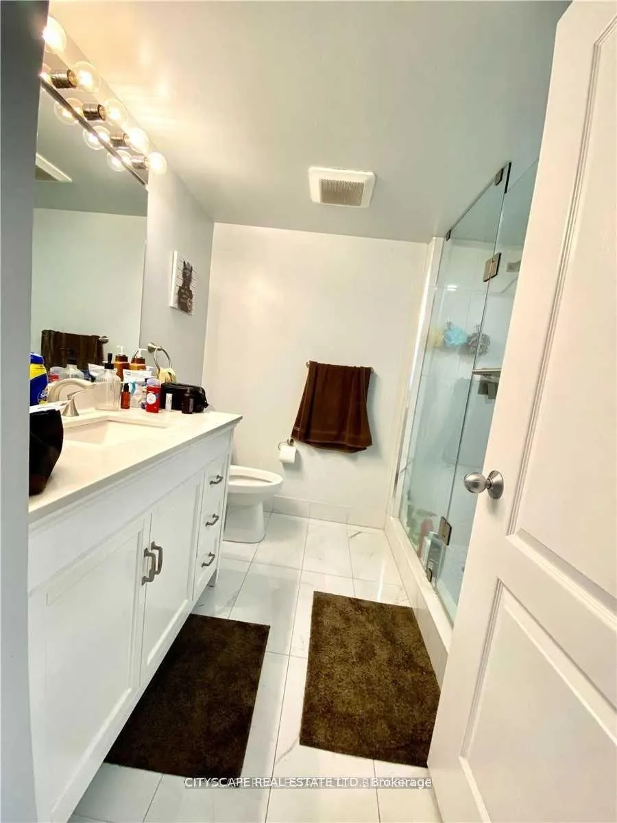Photo 9 of Unit 2005, 50 Lombard Street, Toronto, Church-Yonge Corridor — HOMEH