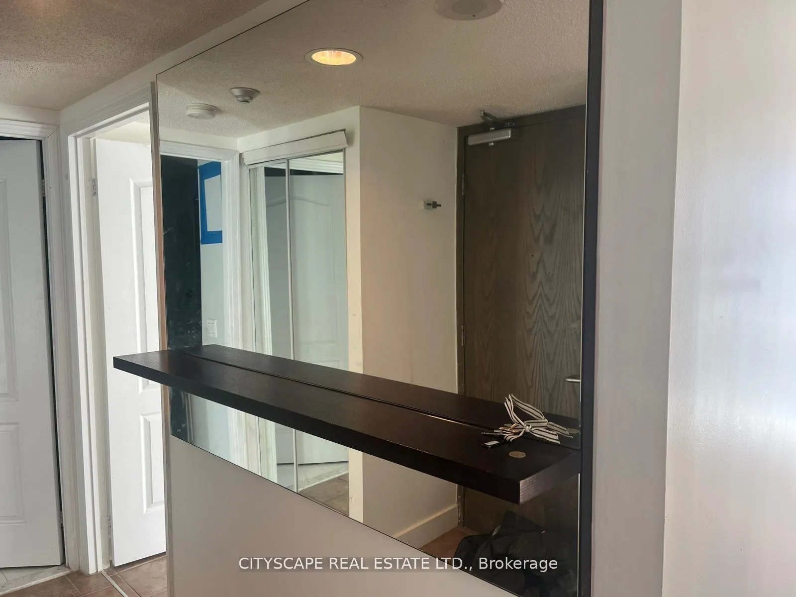 Photo 15 of Unit 2005, 50 Lombard Street, Toronto, Church-Yonge Corridor — HOMEH