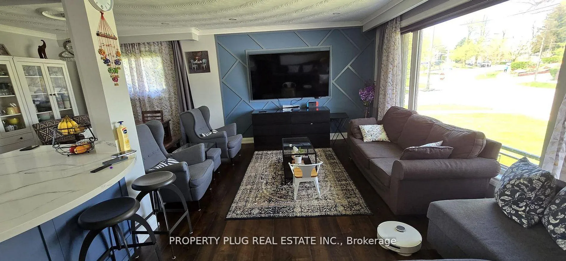 Photo 6 of 21 Bentwick Crescent, Etobicoke, Thistletown-Beaumonde Heights — HOMEH