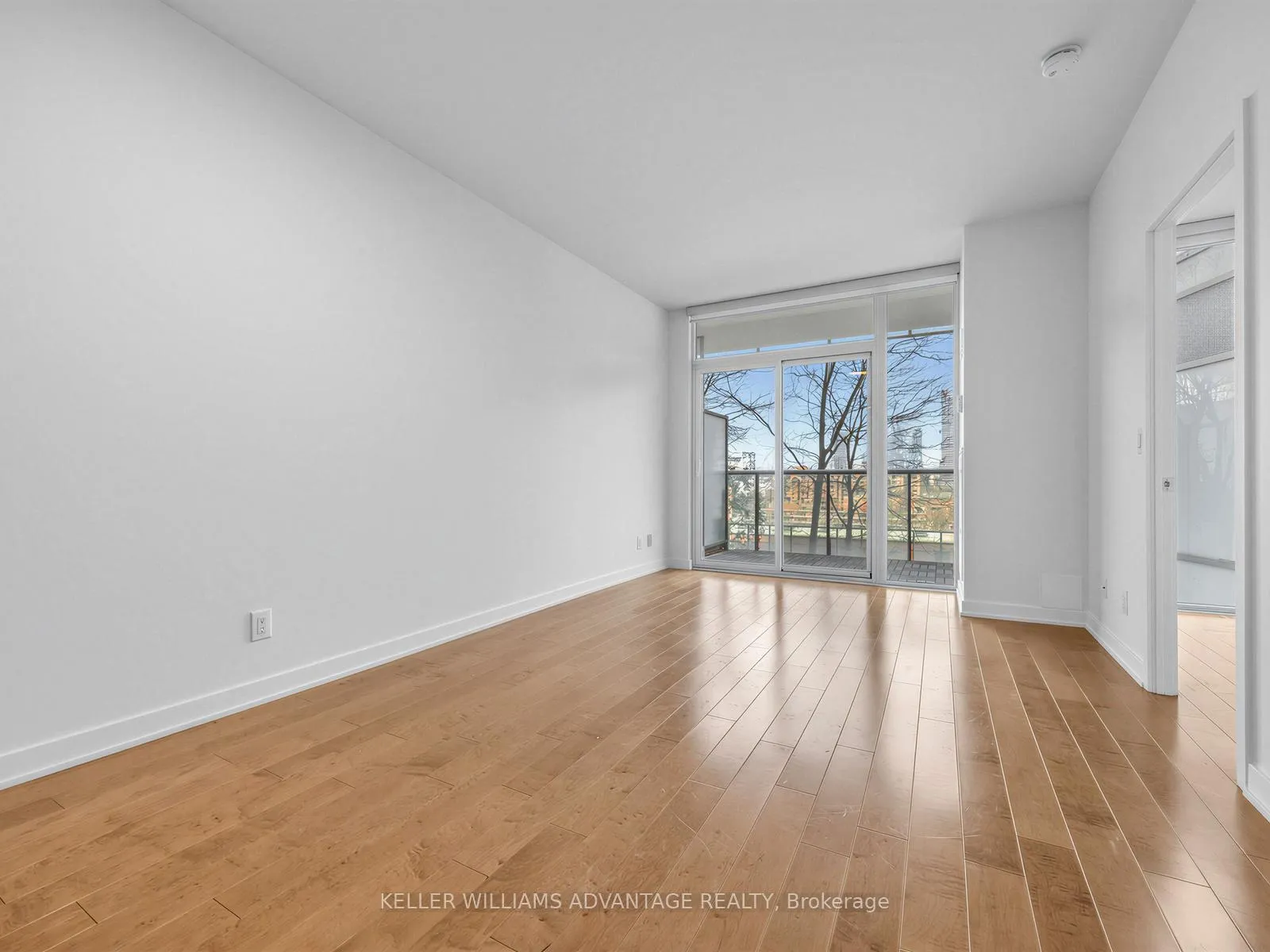 Photo 6 of Unit 708, 1 Market Street, Toronto, Waterfront Communities — HOMEH