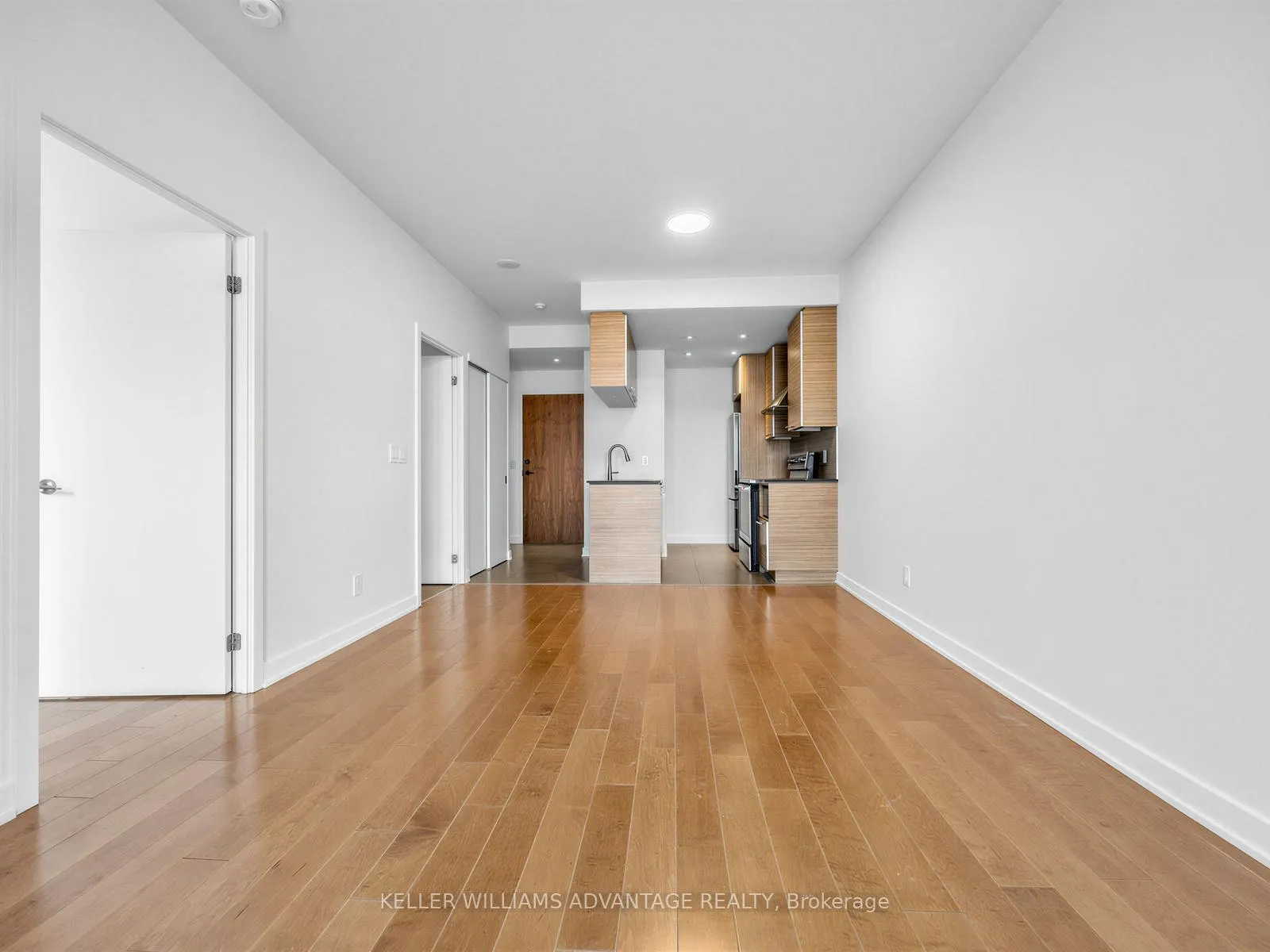 Photo 11 of Unit 708, 1 Market Street, Toronto, Waterfront Communities — HOMEH