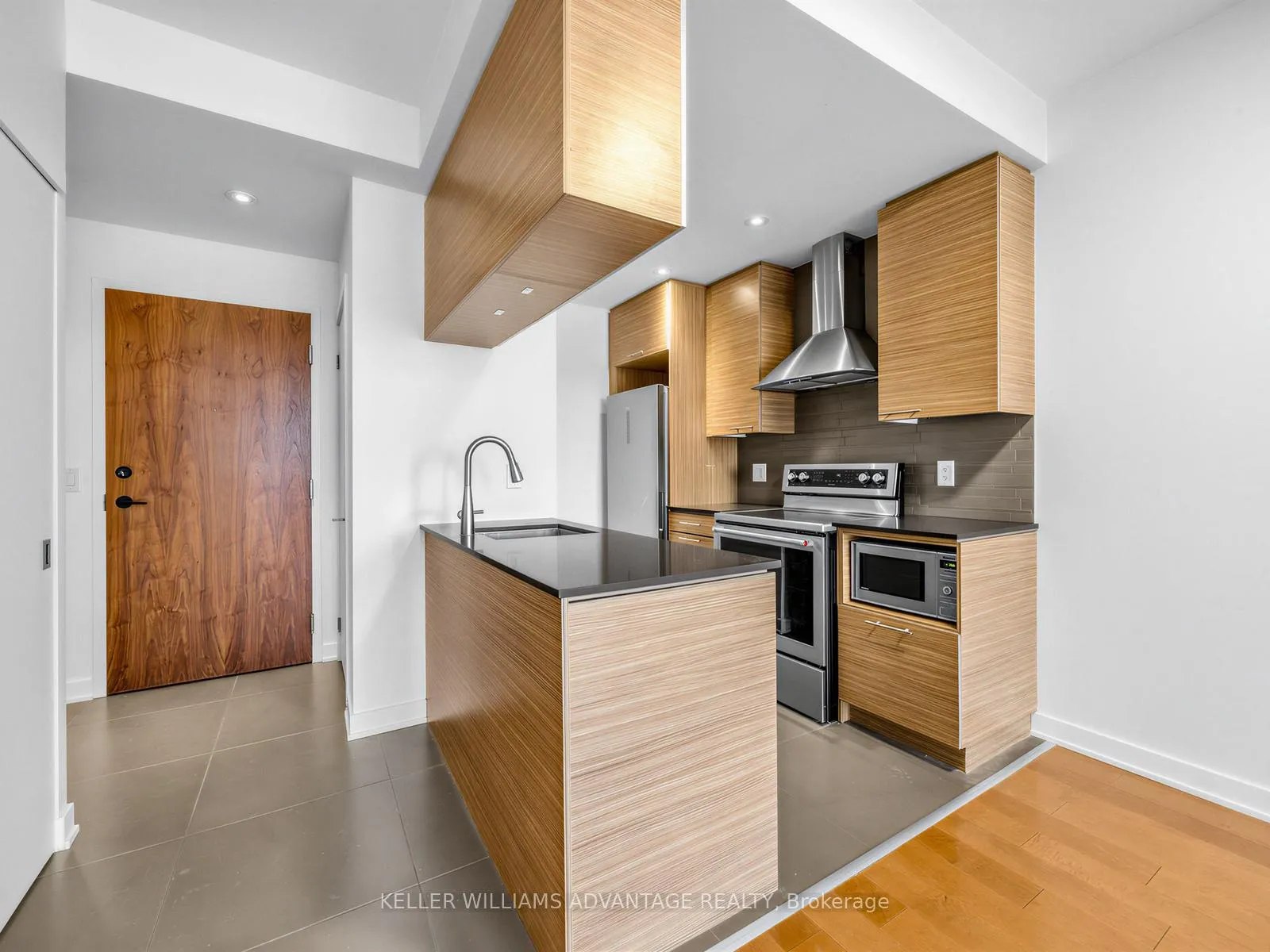 Photo 24 of Unit 708, 1 Market Street, Toronto, Waterfront Communities — HOMEH