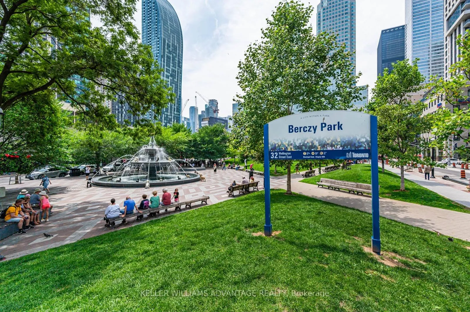 Photo 38 of Unit 708, 1 Market Street, Toronto, Waterfront Communities — HOMEH