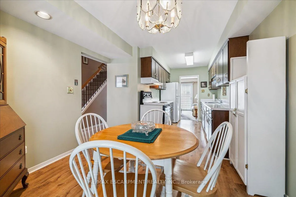 Photo 15 of Unit 72, 3025 Glencrest Road, Burlington, Roseland — HOMEH