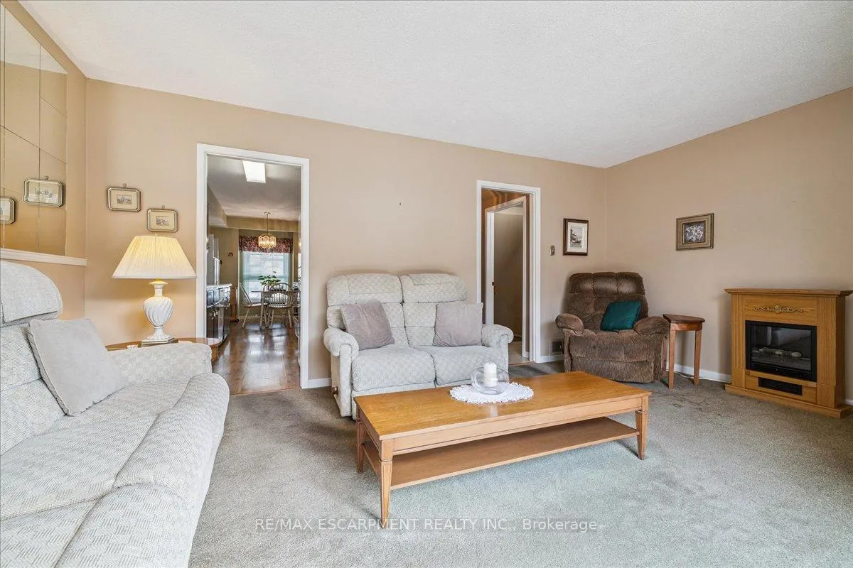 Photo 20 of Unit 72, 3025 Glencrest Road, Burlington, Roseland — HOMEH