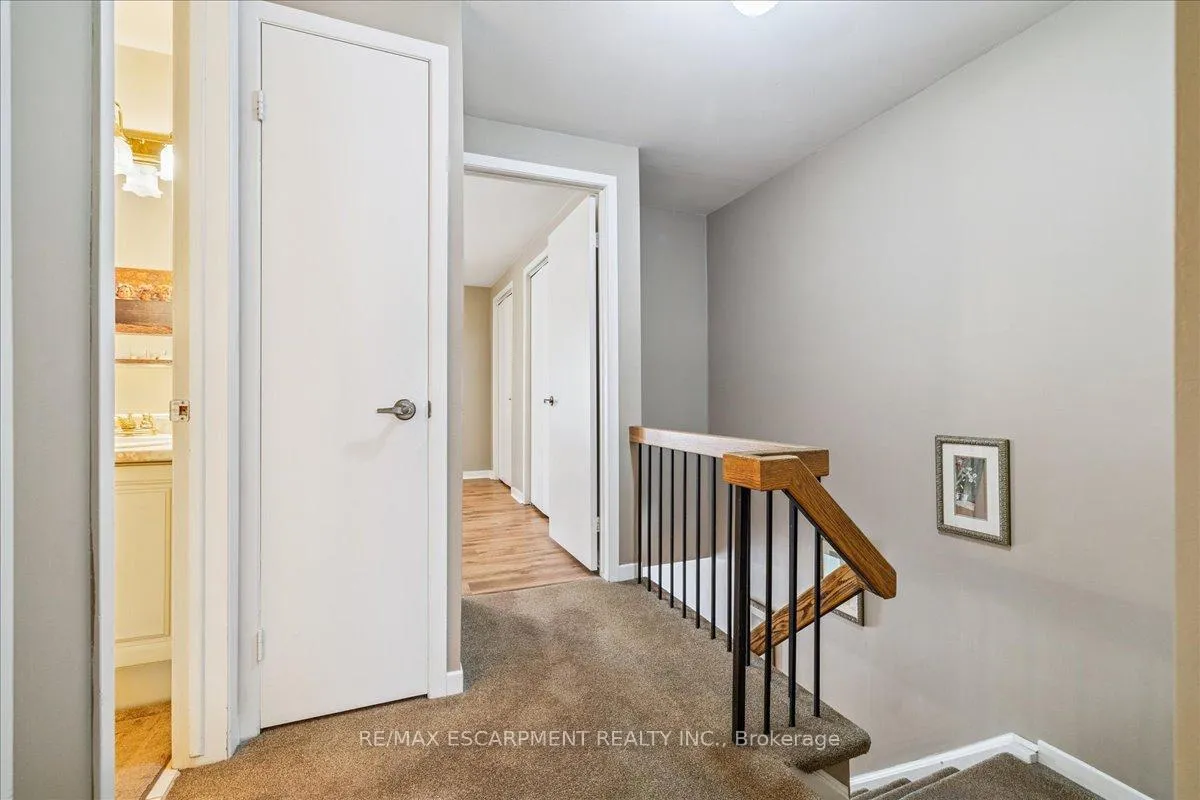 Photo 21 of Unit 72, 3025 Glencrest Road, Burlington, Roseland — HOMEH