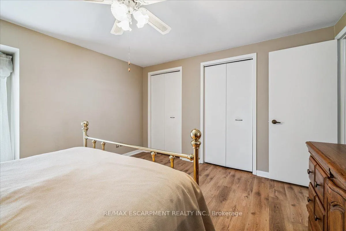 Photo 24 of Unit 72, 3025 Glencrest Road, Burlington, Roseland — HOMEH