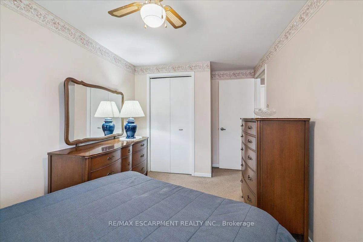 Photo 26 of Unit 72, 3025 Glencrest Road, Burlington, Roseland — HOMEH