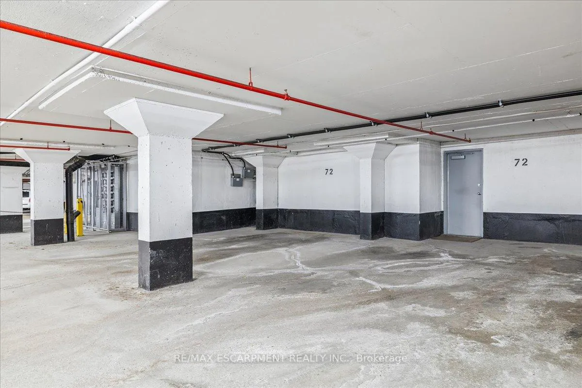 Photo 36 of Unit 72, 3025 Glencrest Road, Burlington, Roseland — HOMEH
