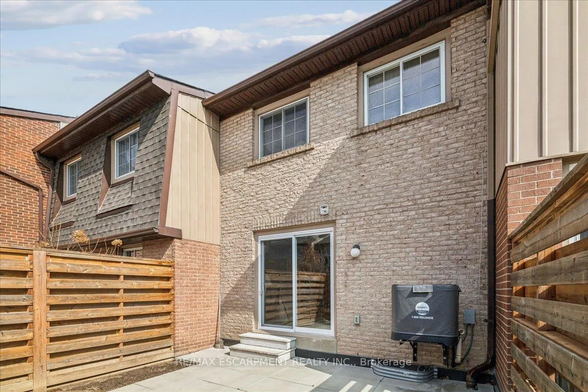 Photo 38 of Unit 72, 3025 Glencrest Road, Burlington, Roseland — HOMEH